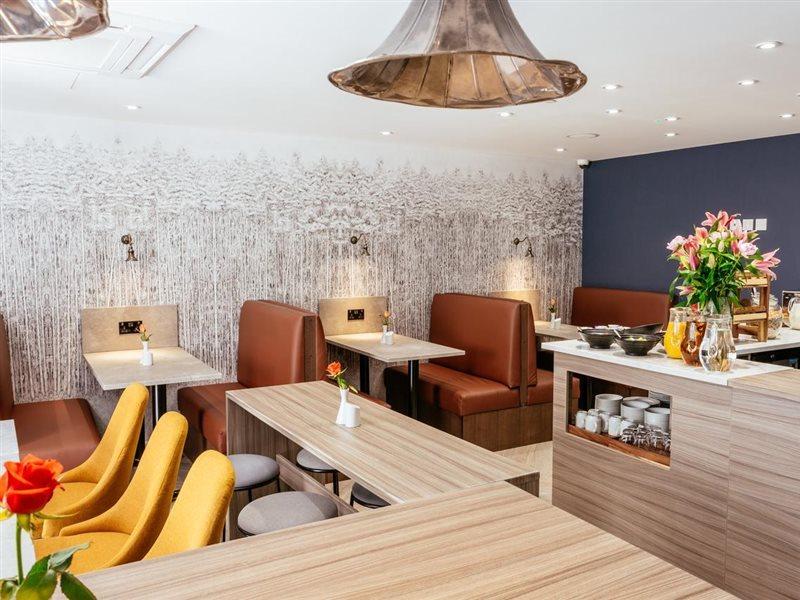 Oliver Plaza Hotel London Bagian luar foto